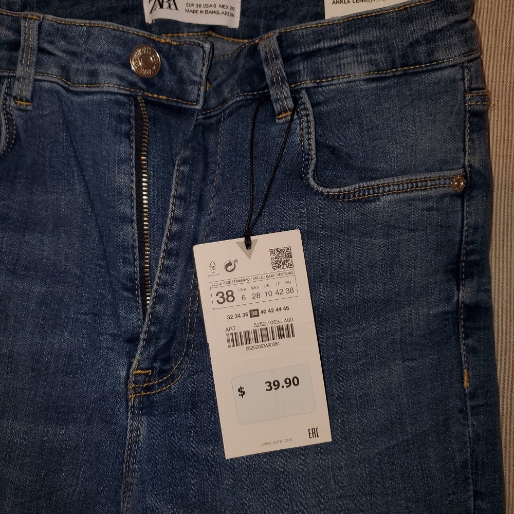 Zara high-rise jeans